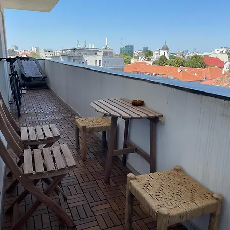 Your Modern In The Armenian Quarter Apartamento