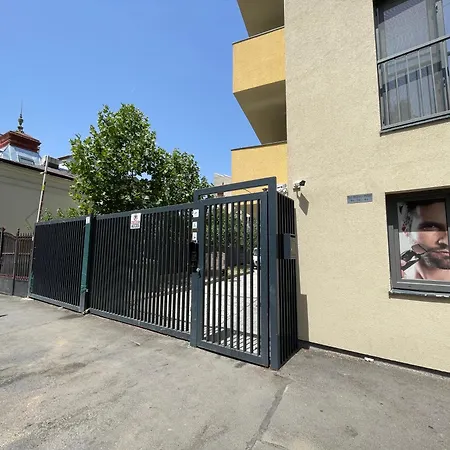 Apartment Your Modern In The Armenian Quarter