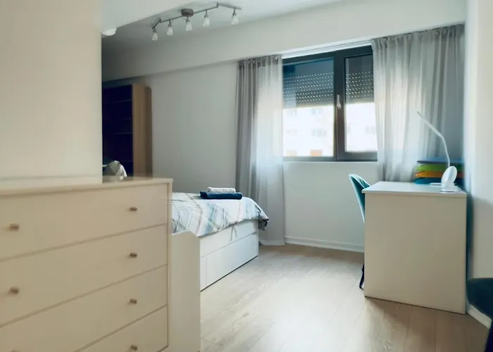 Your Modern In The Armenian Quarter Bucareste