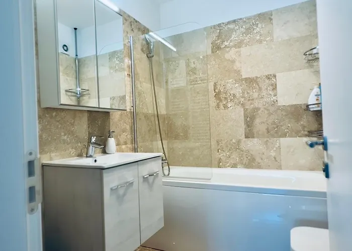 Apartment Your Modern In The Armenian Quarter *