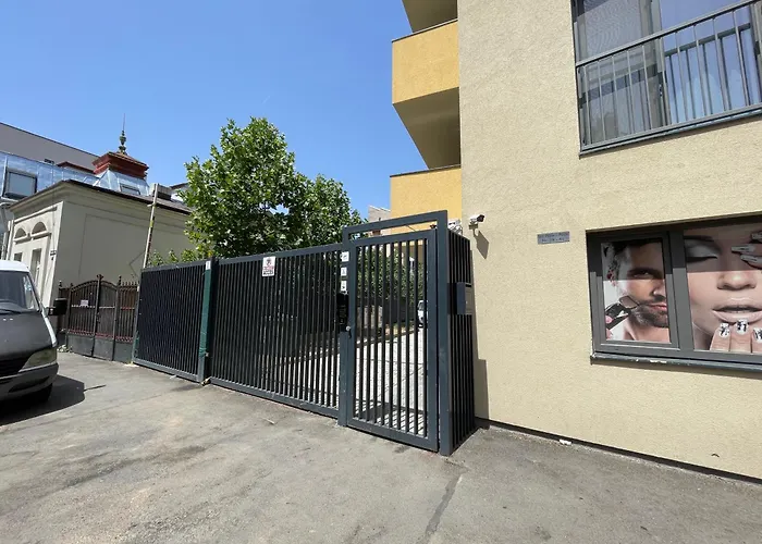 Apartment Your Modern In The Armenian Quarter